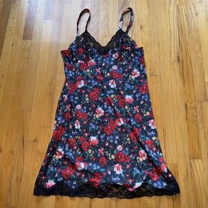 Vintage Floral Nightgown 1X Black Red Lace Trim Slip Dress Chemise Sleepwear